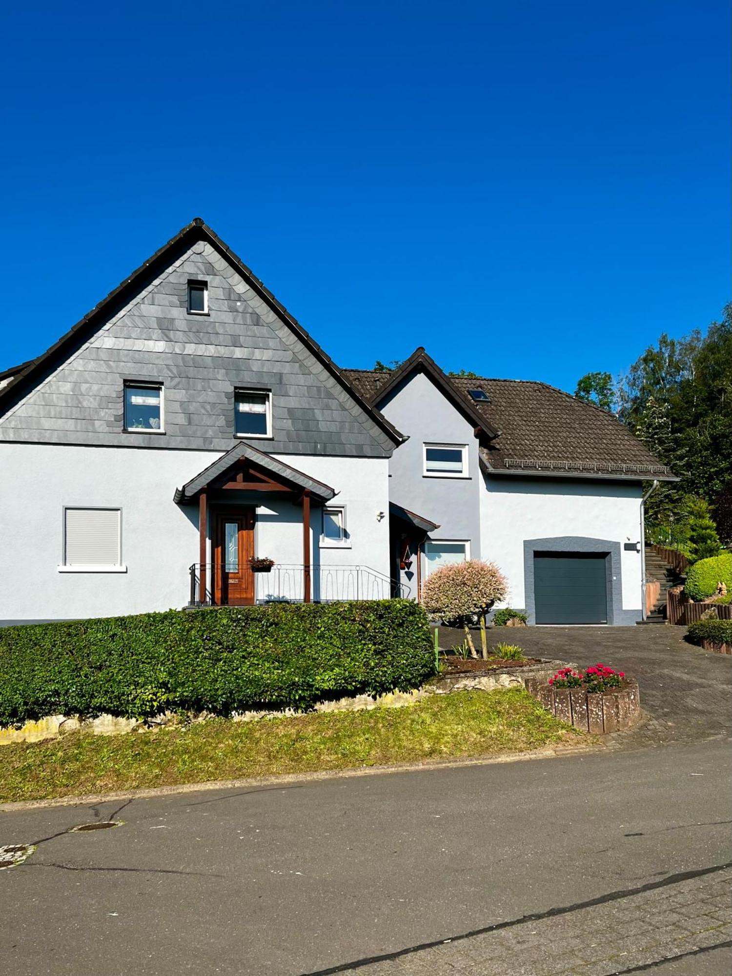 Deine-Eifel-Ferienwohnung Feusdorf Exterior photo